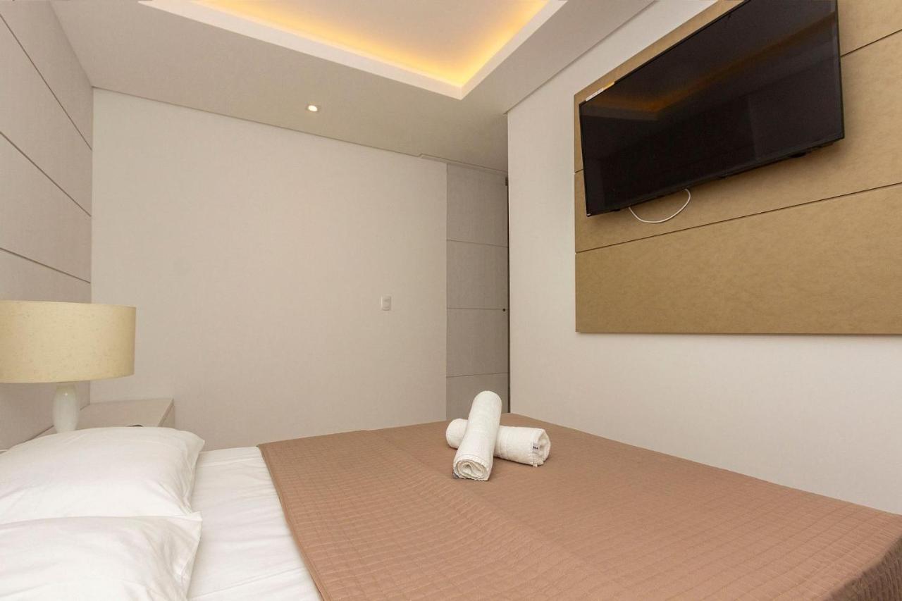ボンビーニャス501-3 Cdeal - Cobertura Com Piscina Privativa 3 Dorms Ate 6 Pessoasアパートメント エクステリア 写真
